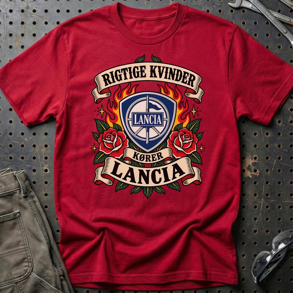 
Produktbillede af Lancia Rigtige Kvinder Kører – Roser og Flammer T-Shirt