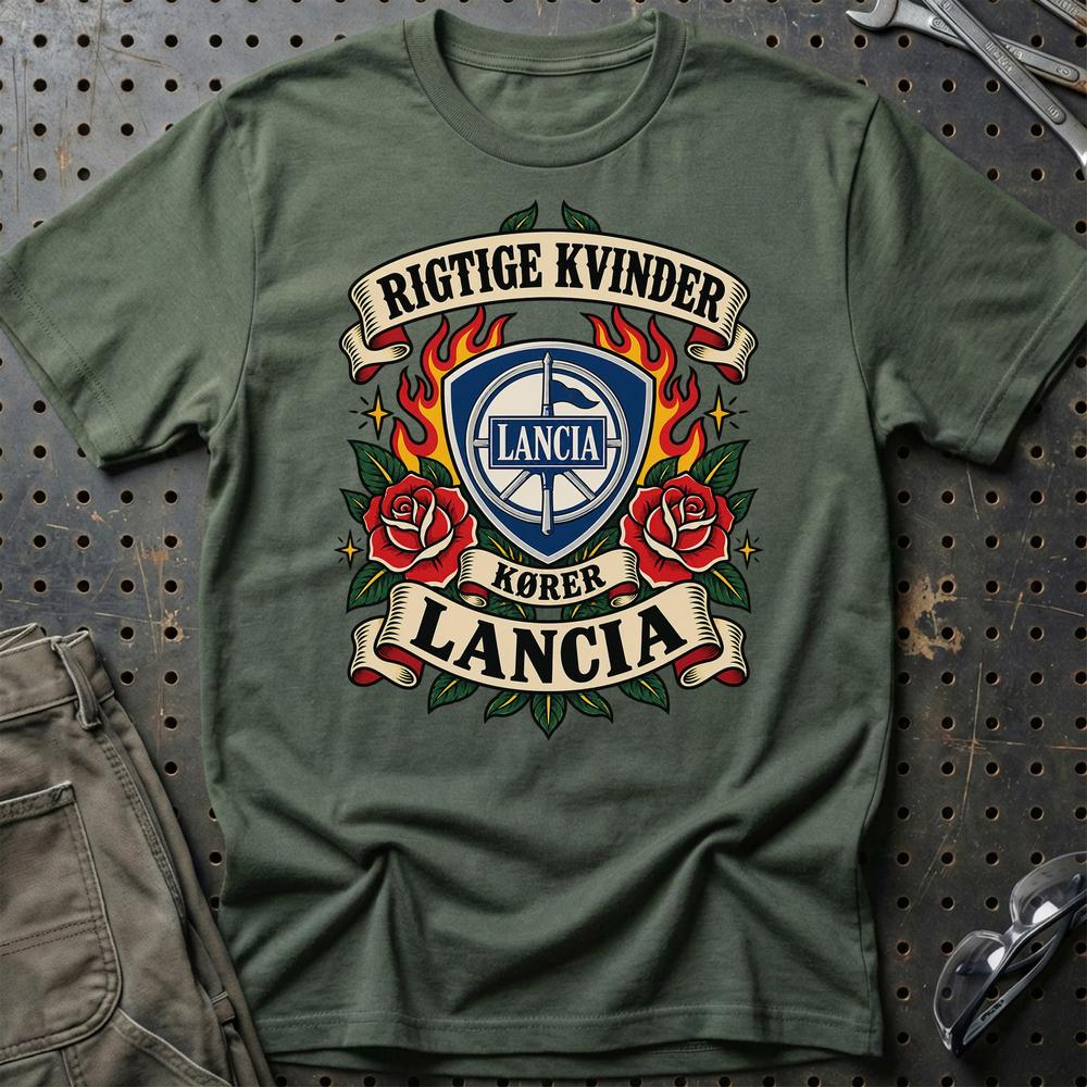 
Produktbillede af Lancia Rigtige Kvinder Kører – Roser og Flammer T-Shirt