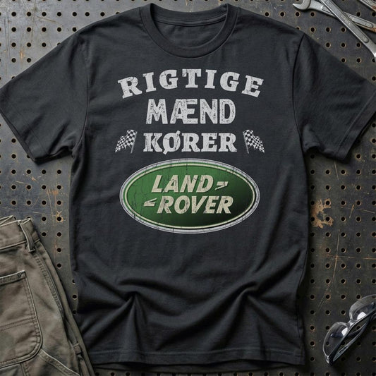 Land Rover Rigtige Mænd Kører - Unisex T-Shirt , Bomuld-Beklædning-Land Rover-Sort-S-Garage Culture Shop- garage - man cave - merchandise