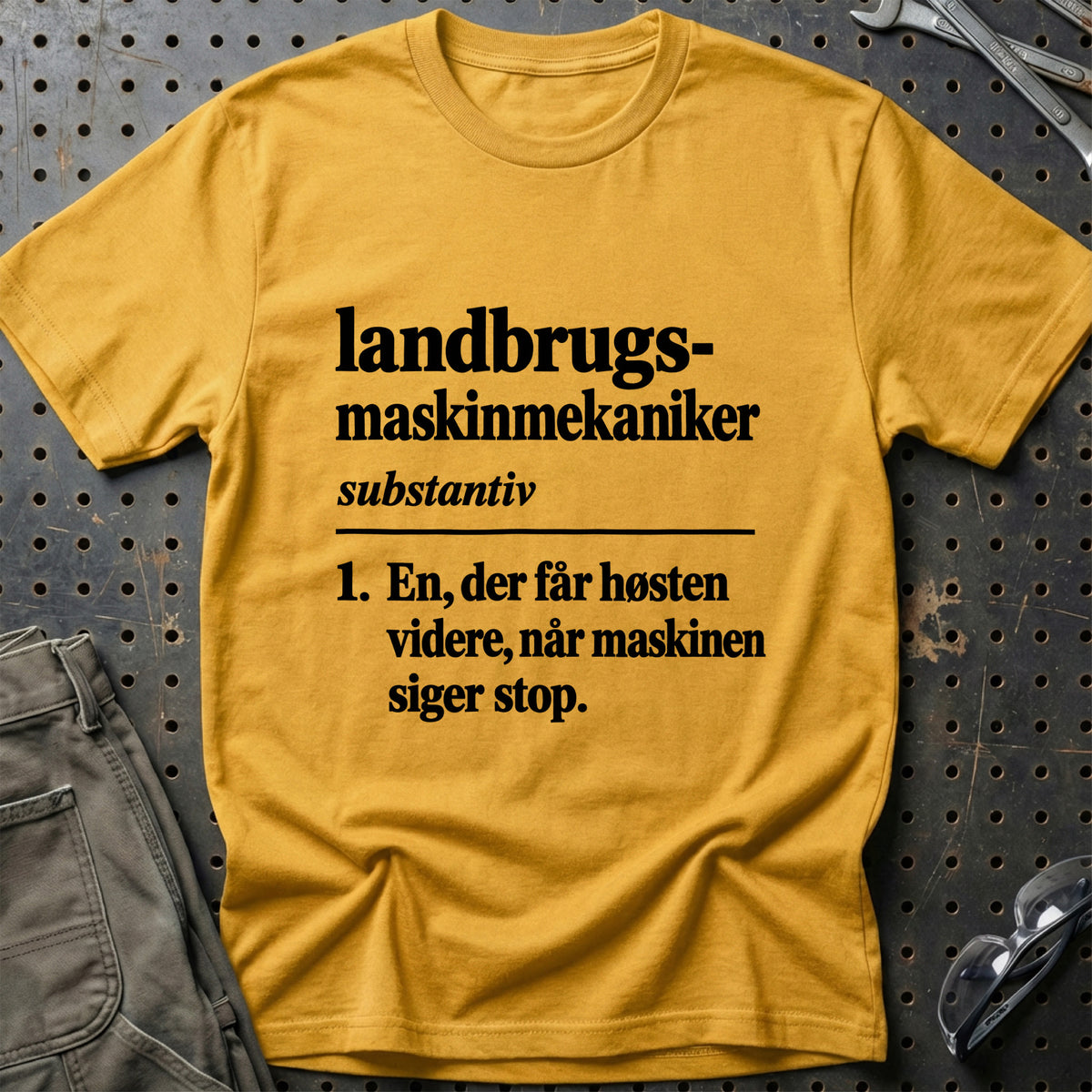 
Landbrugsmaskinmekaniker – Definition T-Shirt – Guld