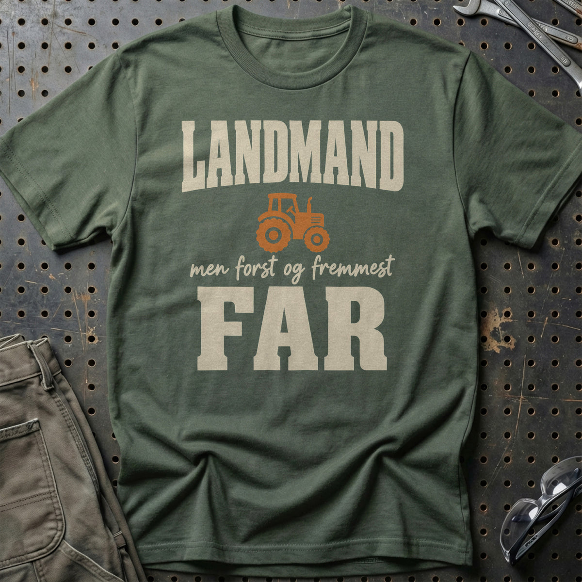 
Produktbillede af Landmand – Men Først Og Fremmest Far T-Shirt