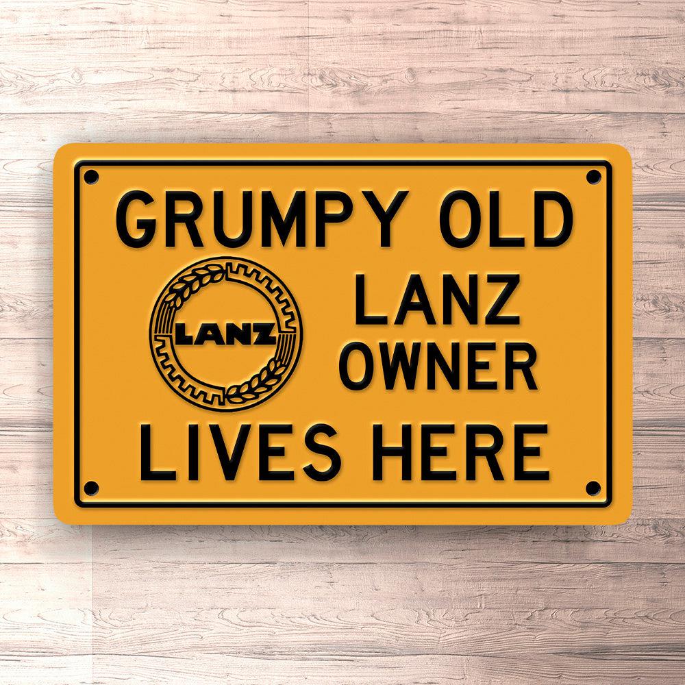 Lanz Grumpy Old Owner Lives Here Skilte, Musemåtte, Dørmåtte-Skilte-Lanz-Garage Culture Shop- garage - man cave - merchandise