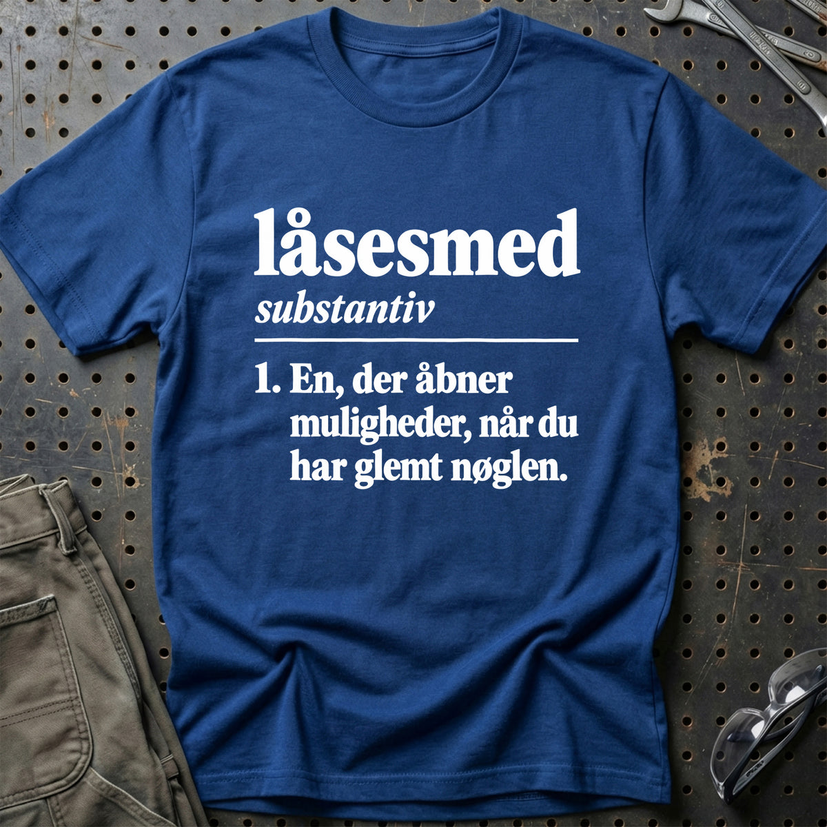 
Låsesmed – Definition T-Shirt – Blå Royal