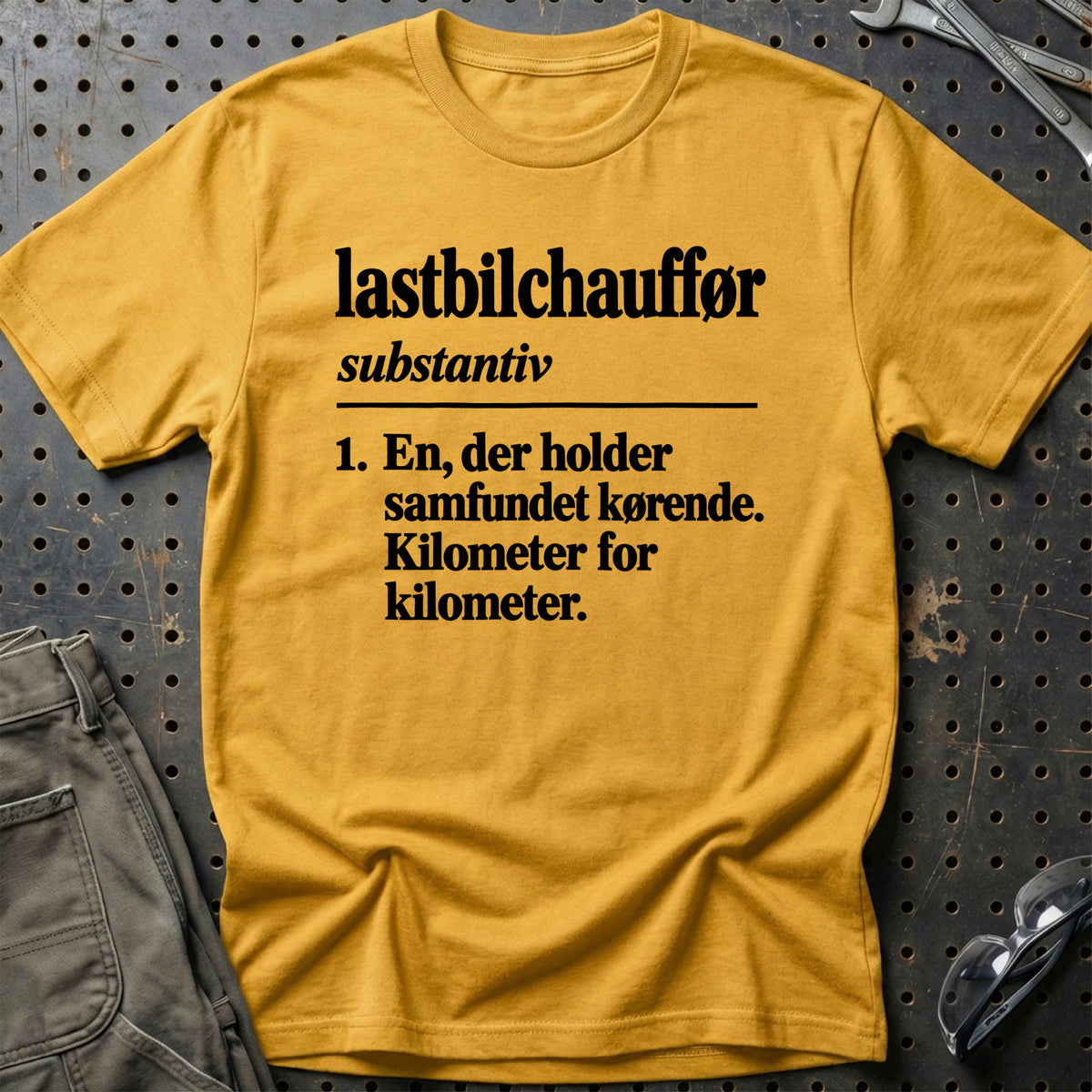 
Lastbilchauffør – Definition T-Shirt – Guld
