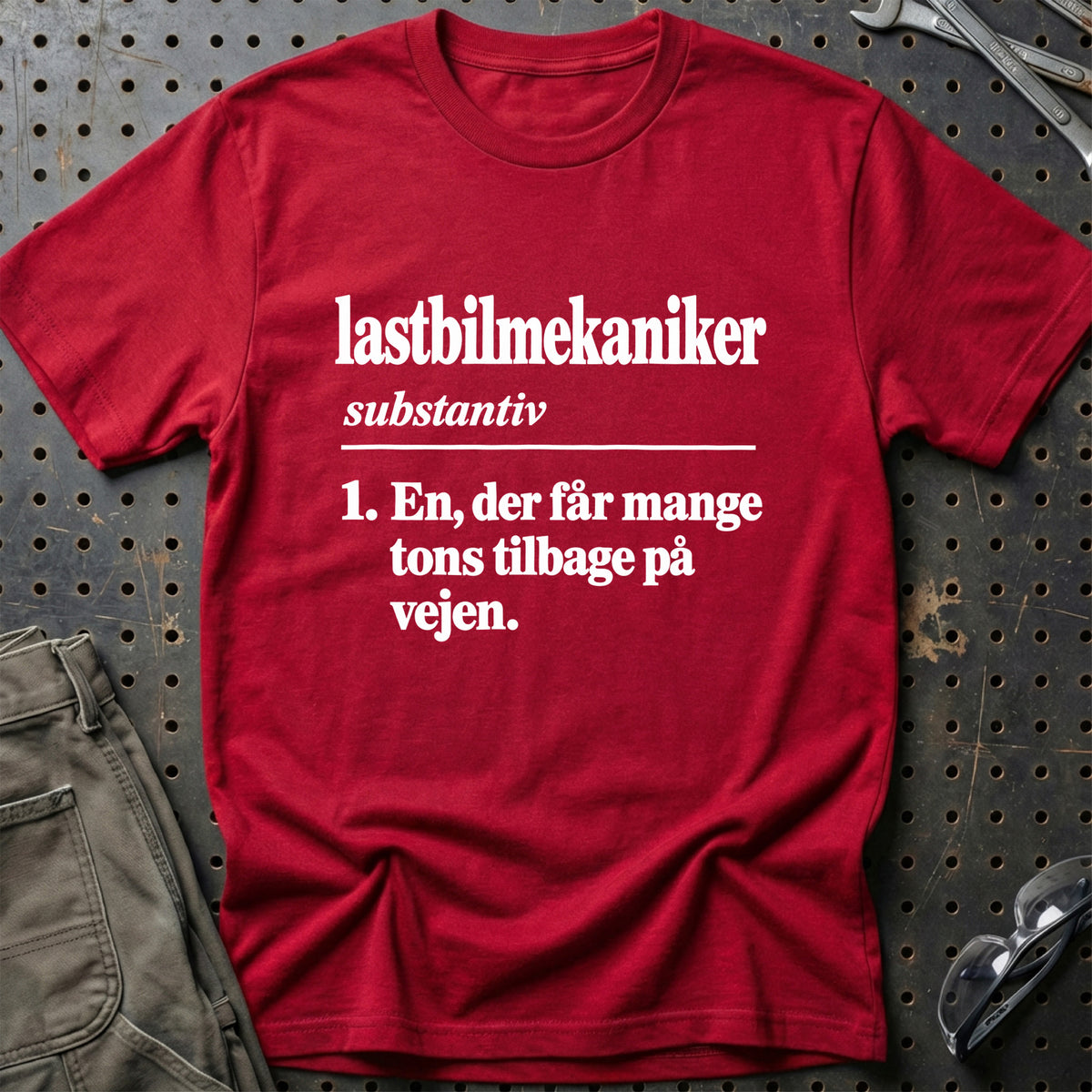 
Lastbilmekaniker – Definition T-Shirt – Rød