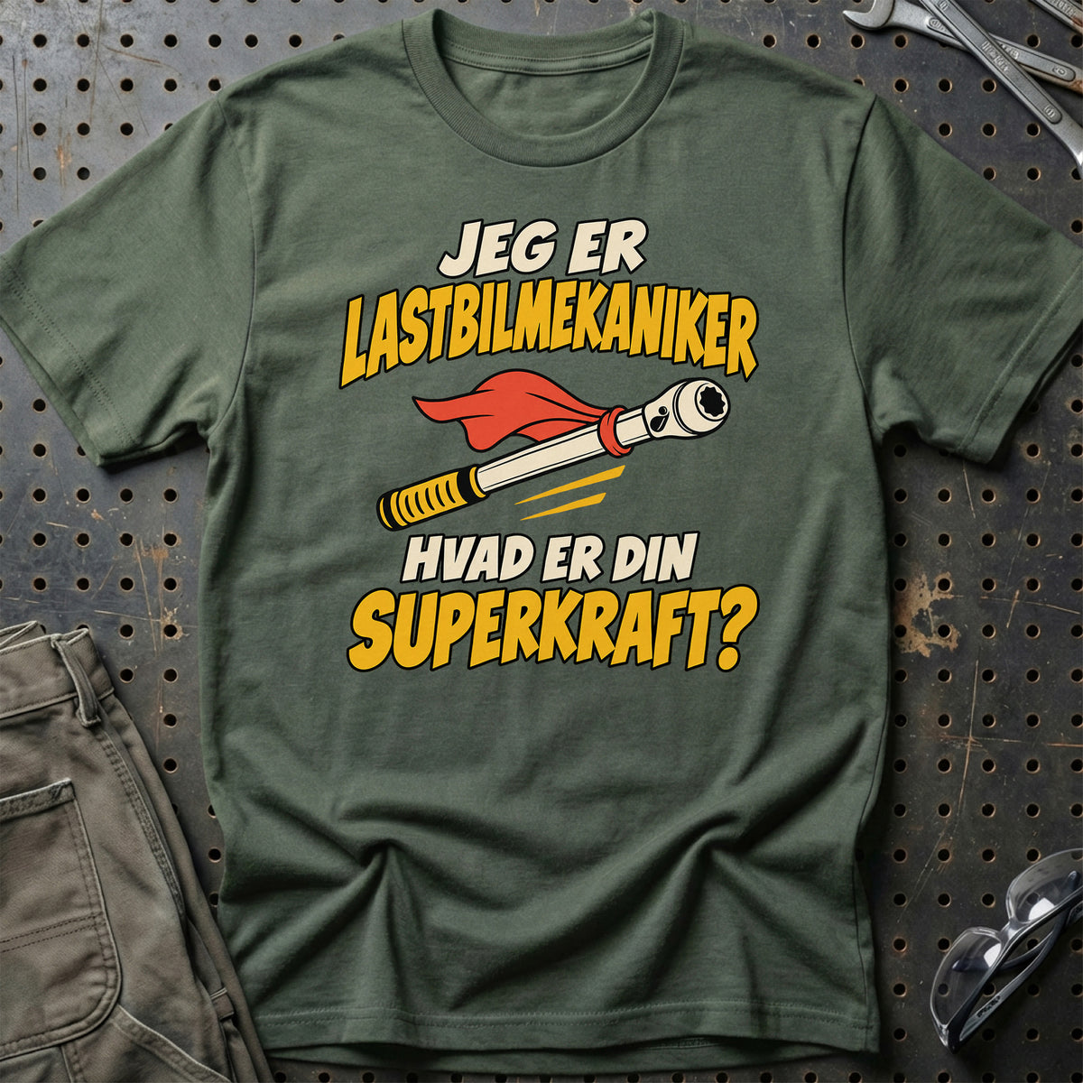 
Lastbilmekaniker – Hvad er din superkraft? – Unisex T-Shirt – Grøn Militær