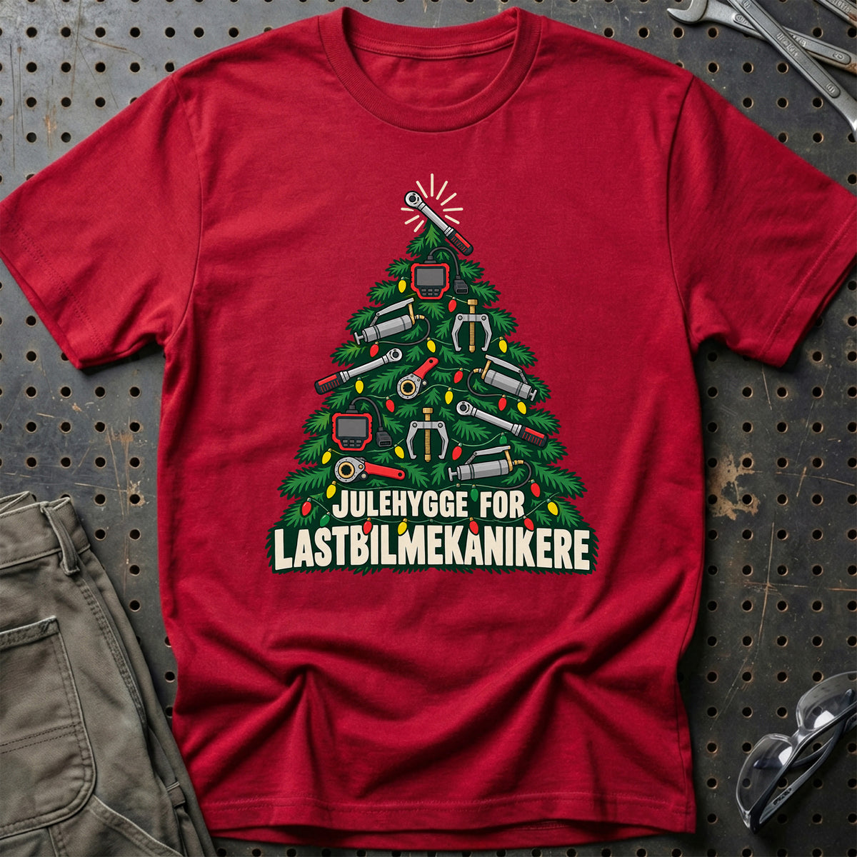 
Lastbilmekaniker – Julehygge – Unisex T-Shirt – Rød