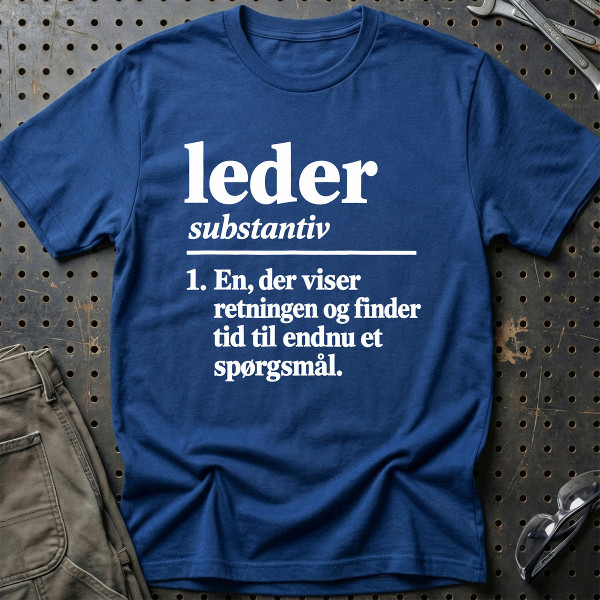 
Leder – Definition T-Shirt – Blå Royal