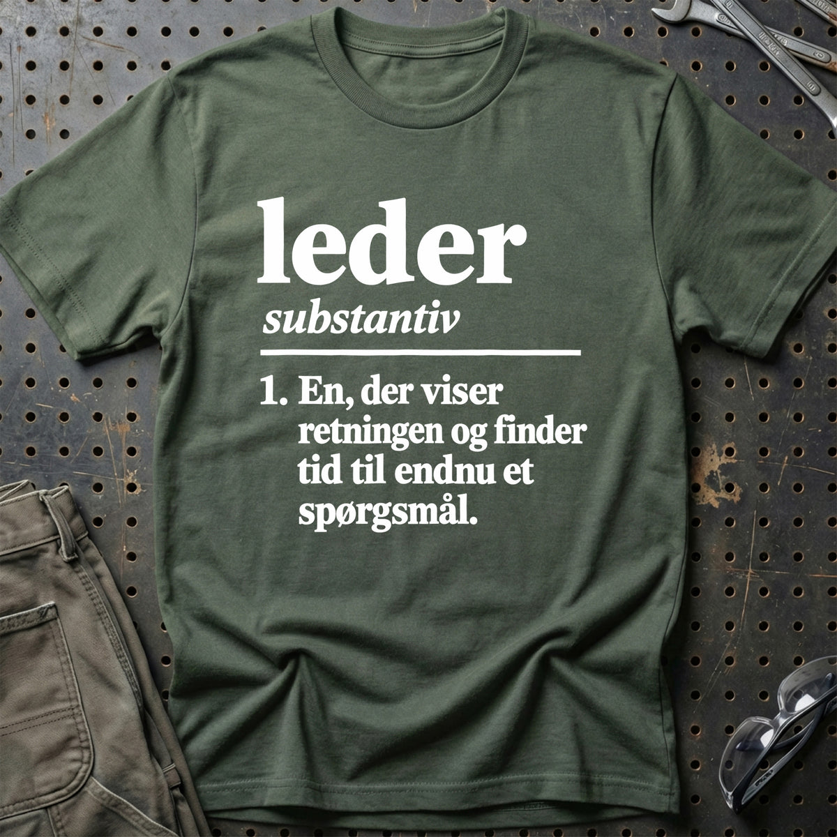 
Leder – Definition T-Shirt – Grøn Militær
