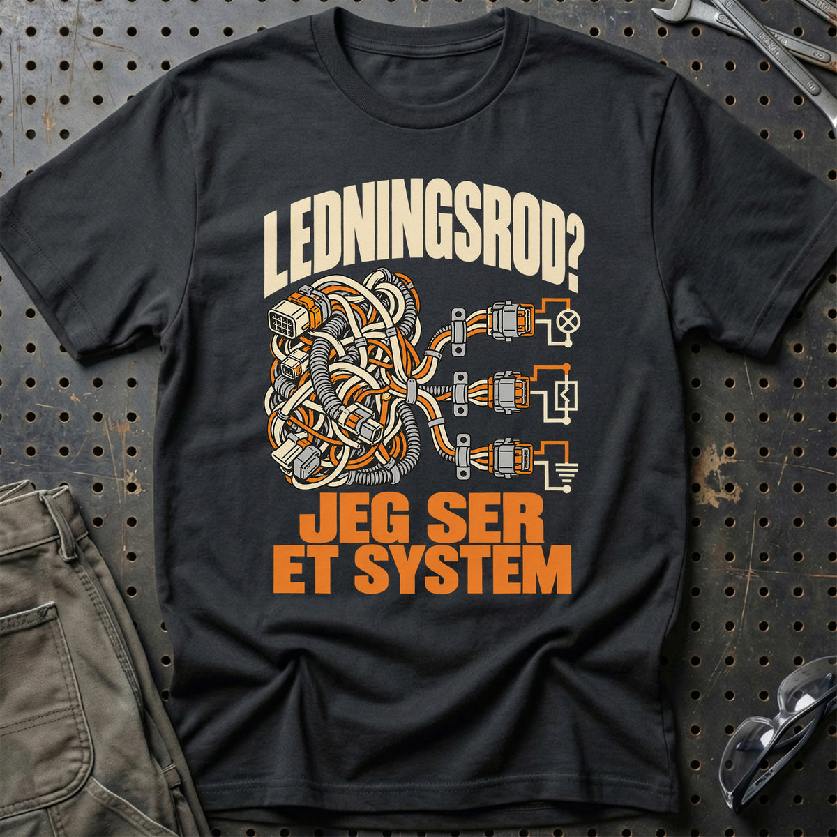 
Ledningsrod – Jeg ser et system – Unisex T-Shirt – Sort