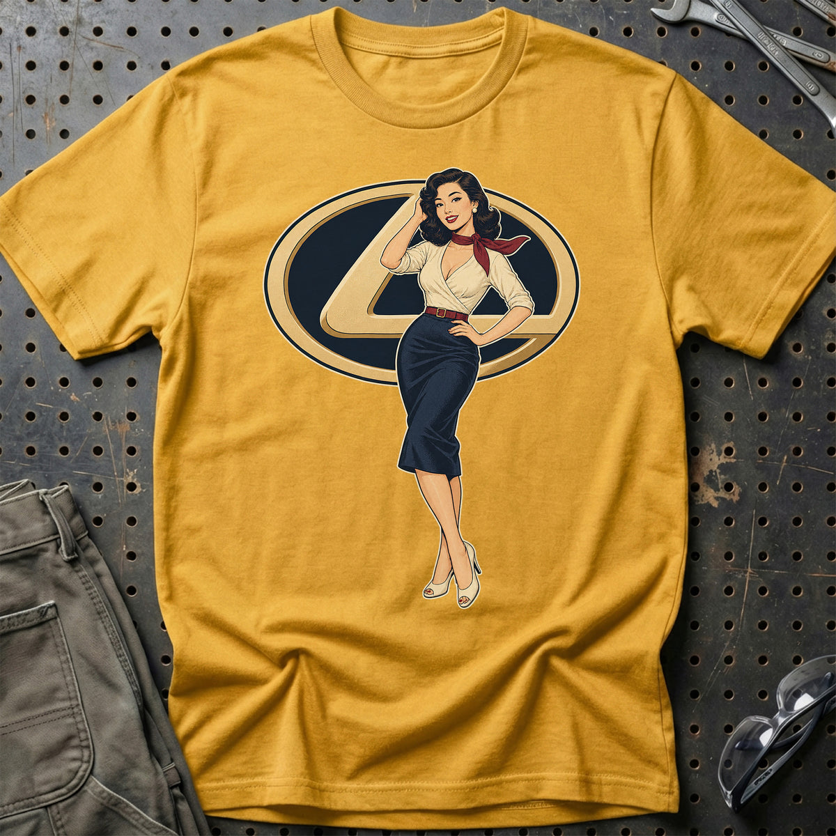 
Produktbillede af Lexus Retro Pinup T-Shirt