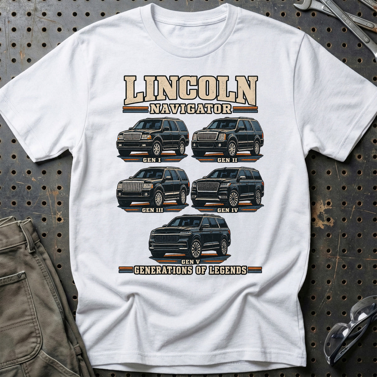 
Lincoln Navigator – Generations of Legends T-Shirt – Hvid