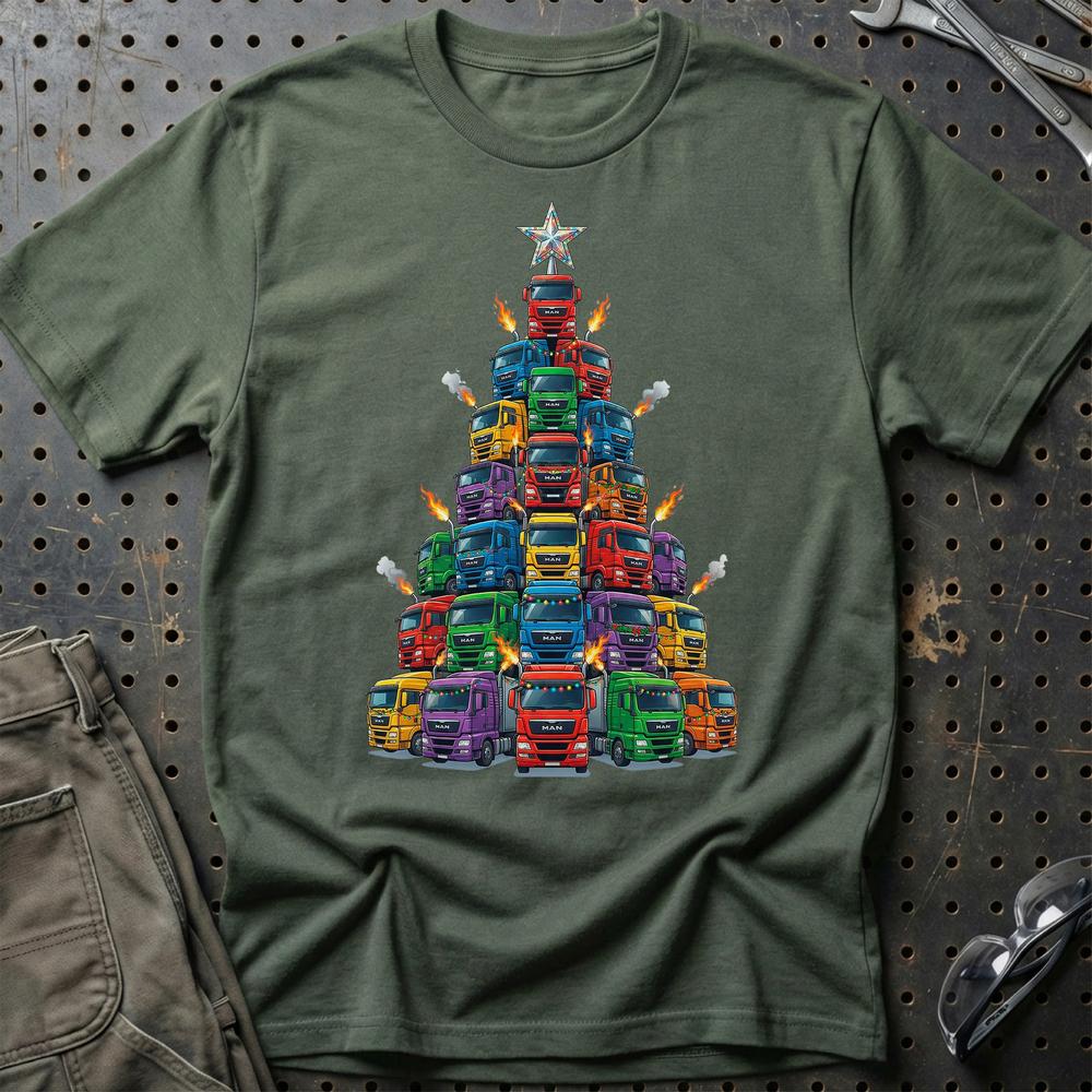 MAN Lastbil Juletræ Christmas Tree - Unisex T-Shirt-Beklædning-Man-Grøn Militær-S-Garage Culture Shop- garage - man cave - merchandise