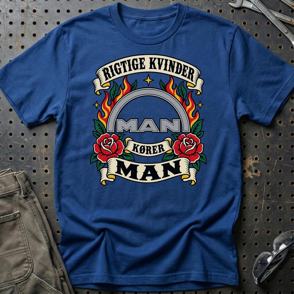 
Produktbillede af MAN Rigtige Kvinder Kører – Roser og Flammer T-Shirt