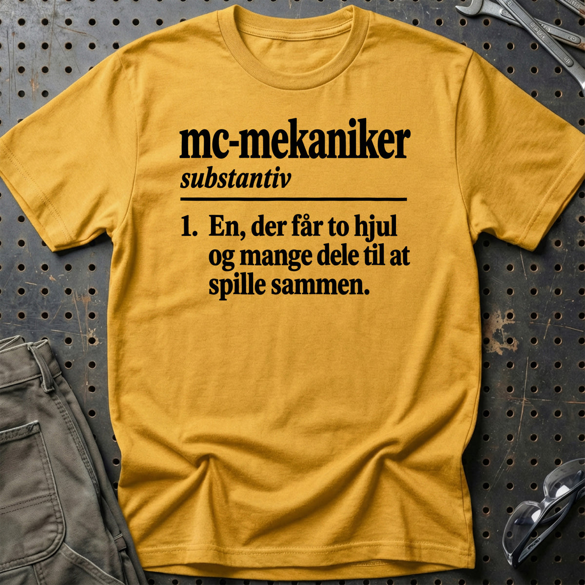 
MC-mekaniker – Definition T-Shirt – Guld