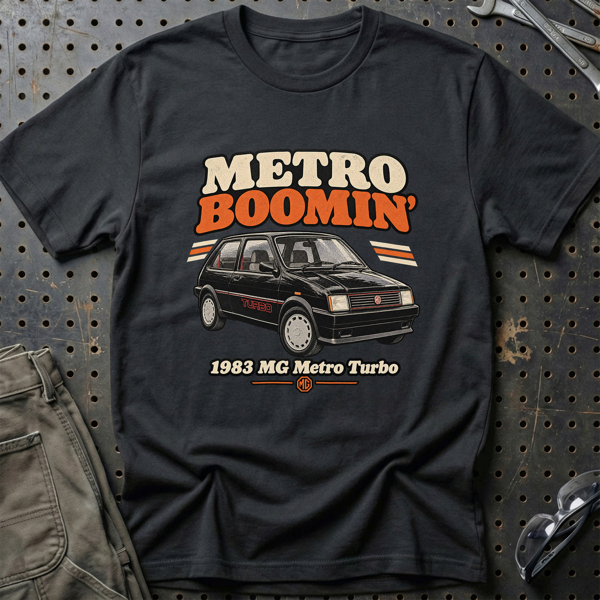 
MG Metro Turbo 1983 – Metro Boomin' T-Shirt – Sort