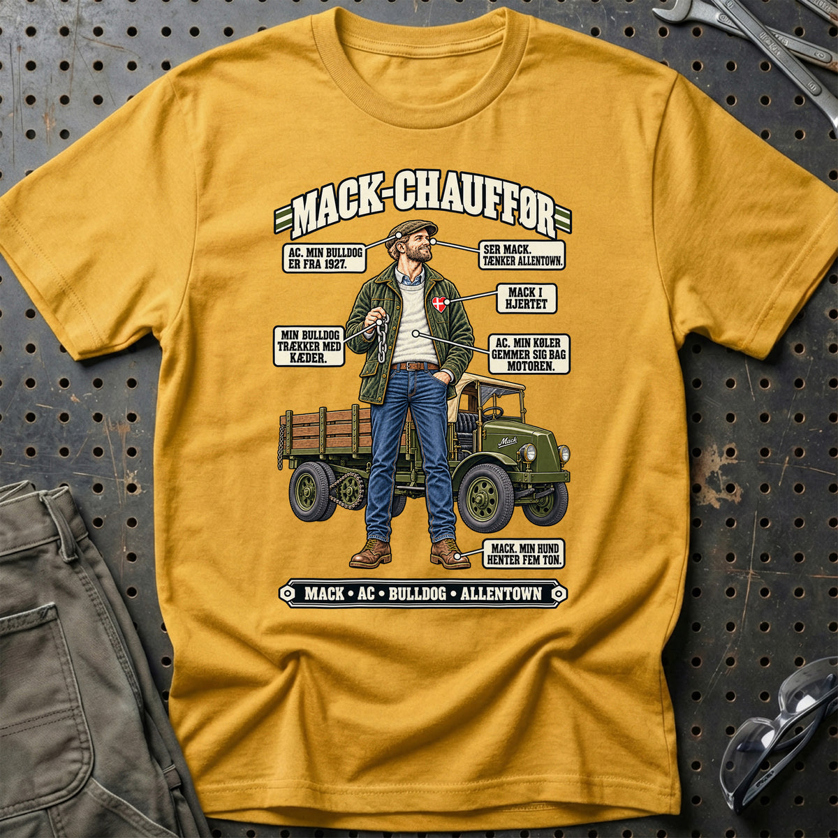 
Mack-Chauffør T-Shirt – Guld