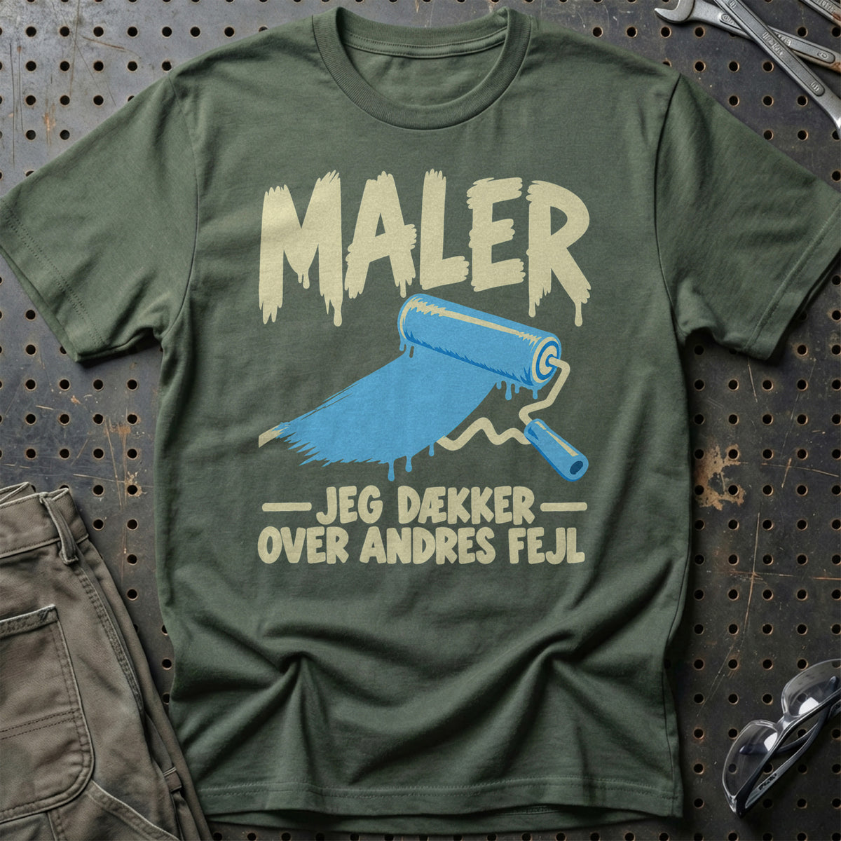 
Produktbillede af Maler – Jeg Dækker Over Andres Fejl T-Shirt