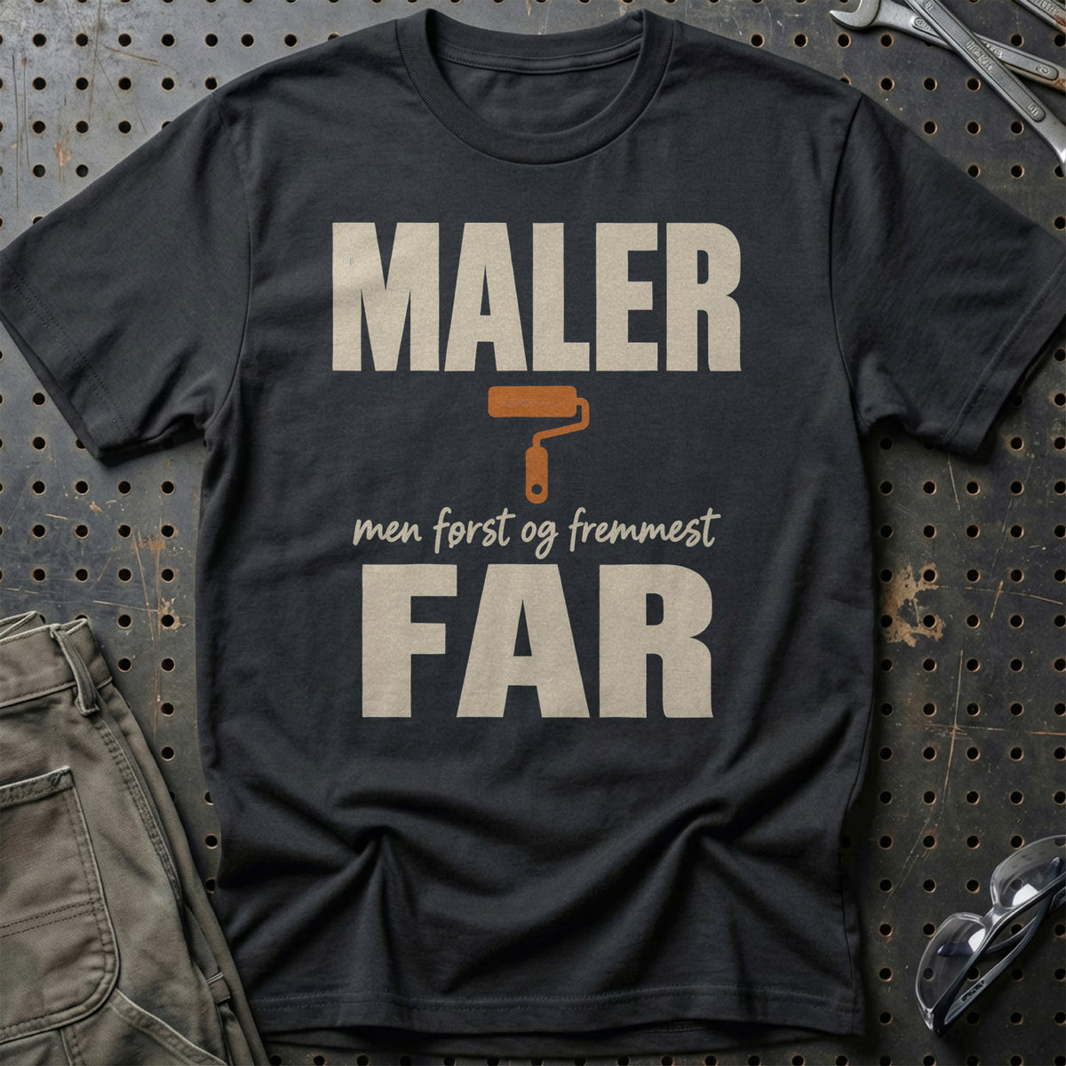 
Produktbillede af Maler – Men Først Og Fremmest Far T-Shirt