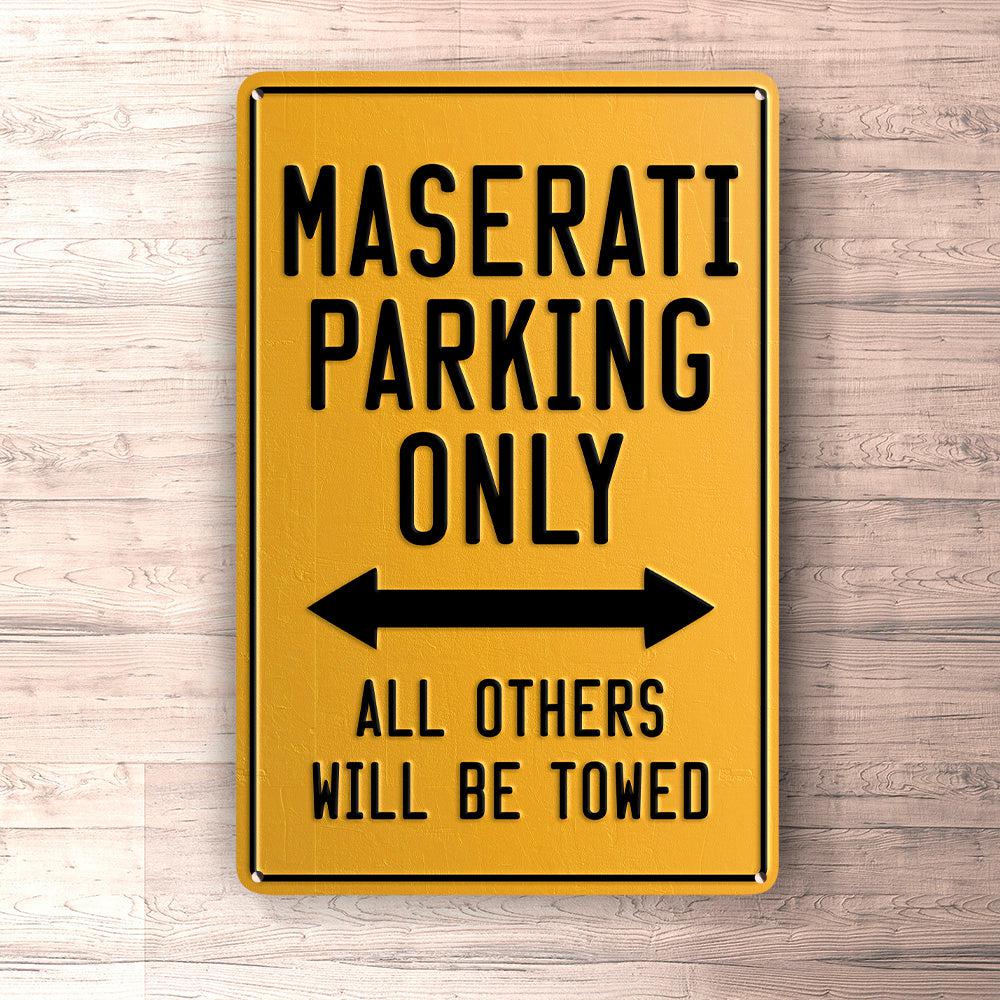 Maserati Parking Only Skilte, Musemåtte, Dørmåtte , Plakat-Parking skilte-Maserati-Garage Culture Shop- garage - man cave - merchandise