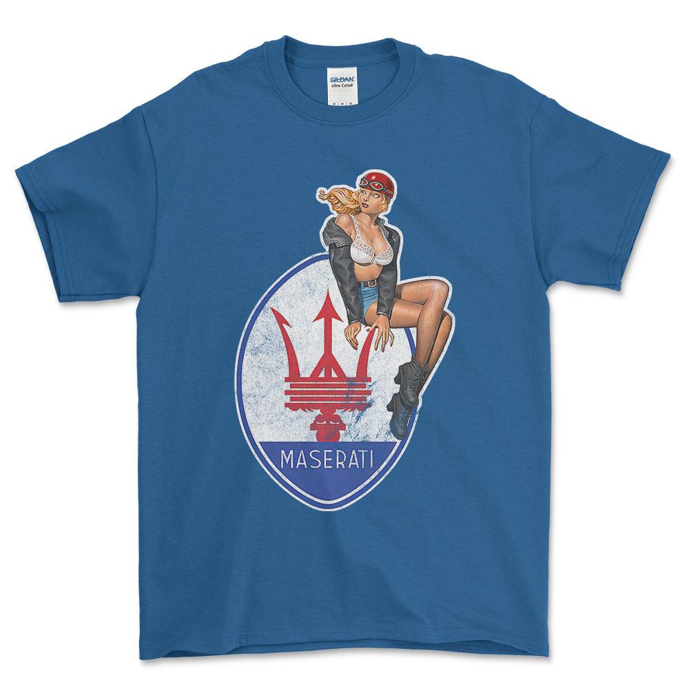 Maserati Pinup - Unisex T-Shirt , Bomuld-Beklædning-Maserati-Blå Royal-S-Forside-Garage Culture Shop- garage - man cave - merchandise