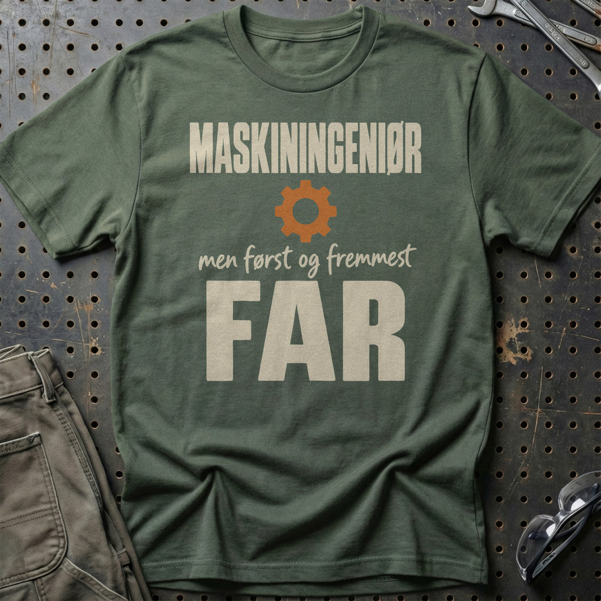 
Produktbillede af Maskiningeniør – Men Først Og Fremmest Far T-Shirt