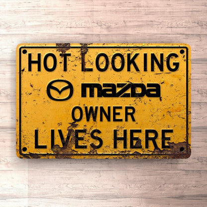 Mazda Hot Looking Mazda Owner Lives Here Skilte, Musemåtte, Dørmåtte , Plakat-Skilte-Mazda-Garage Culture Shop- garage - man cave - merchandise