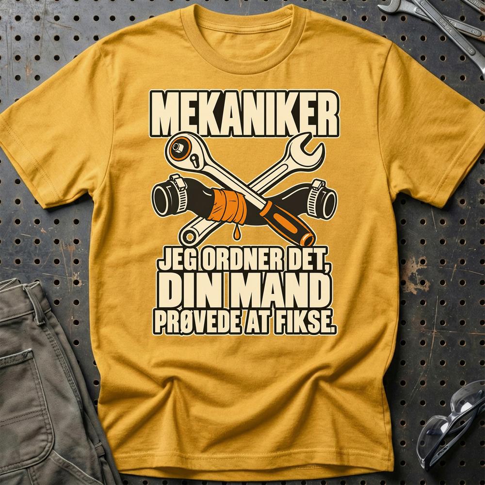 
Produktbillede af Mekaniker – Jeg Ordner Det, Din Mand Prøvede At Fikse T-Shirt