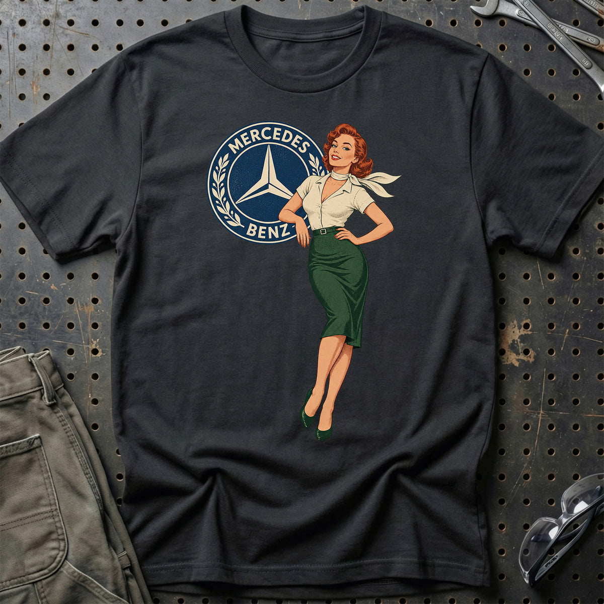 
Produktbillede af Mercedes-Benz Retro Pinup T-Shirt