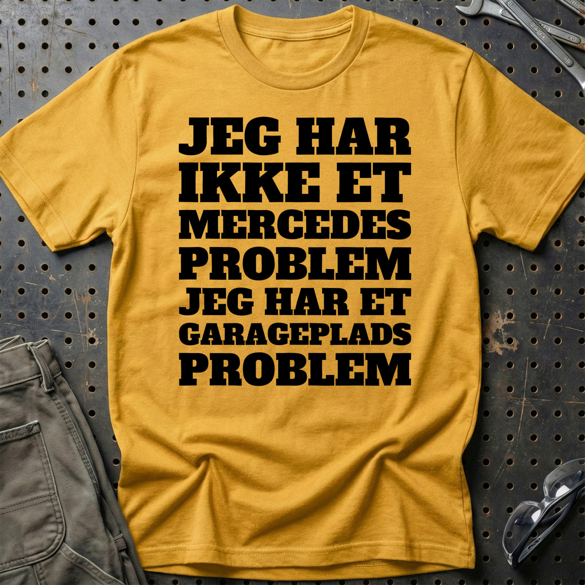 
Produktbillede af Mercedes – Jeg har et garageplads problem T-Shirt