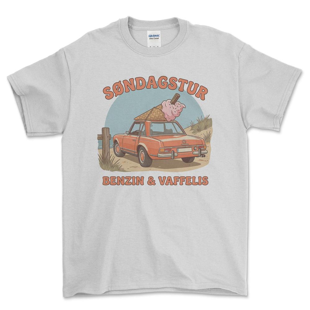 Mercedes Søndagstur - Benzin & Vaffelis T-Shirt-Beklædning-Mercedes-Hvid-S-Garage Culture Shop- garage - man cave - merchandise