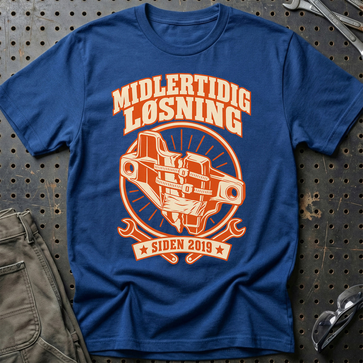 
Produktbillede af Midlertidig løsning – Siden 2019 T-Shirt