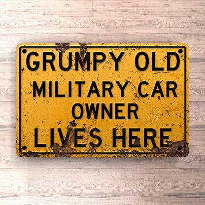 Military Grumpy Old Military Owner Lives Here Skilte, Musemåtte, Dørmåtte , Plakat-Skilte-Military-Garage Culture Shop- garage - man cave - merchandise