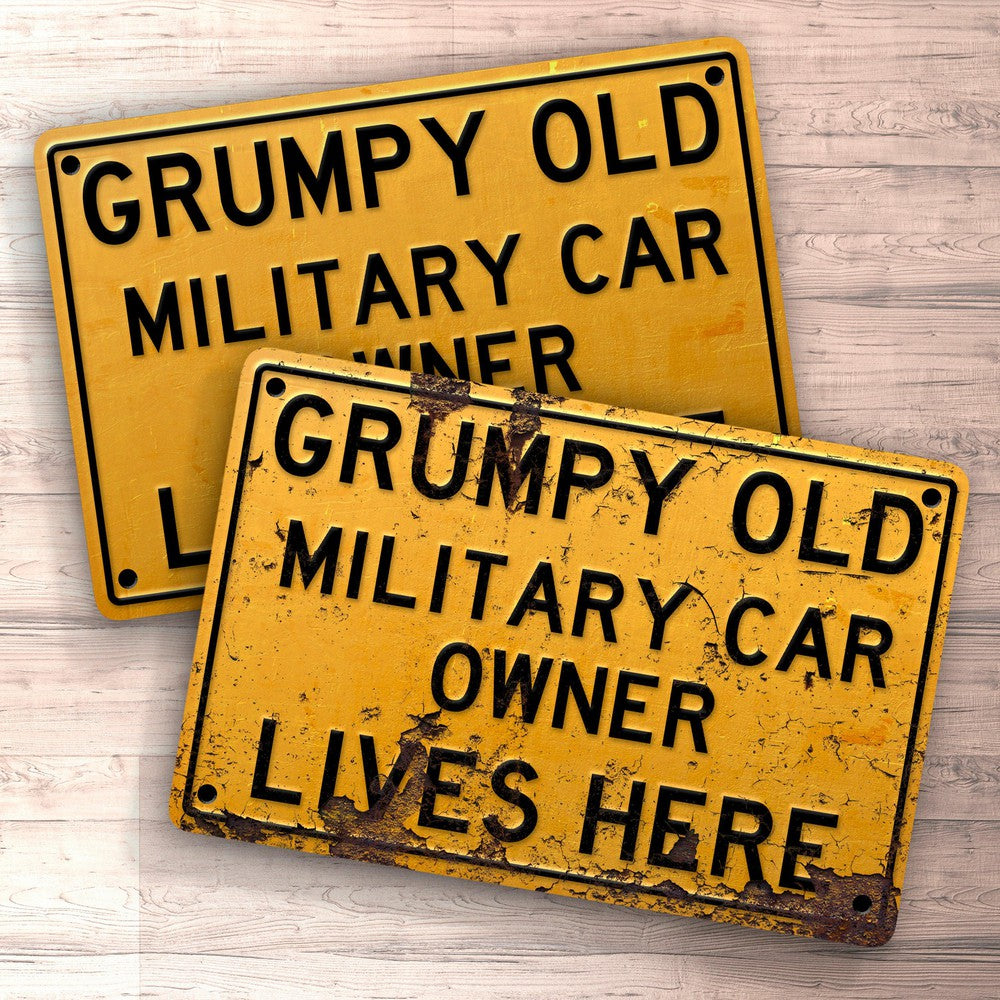 Military Grumpy Old Military Owner Lives Here Skilte, Musemåtte, Dørmåtte , Plakat-Skilte-Military-Garage Culture Shop- garage - man cave - merchandise