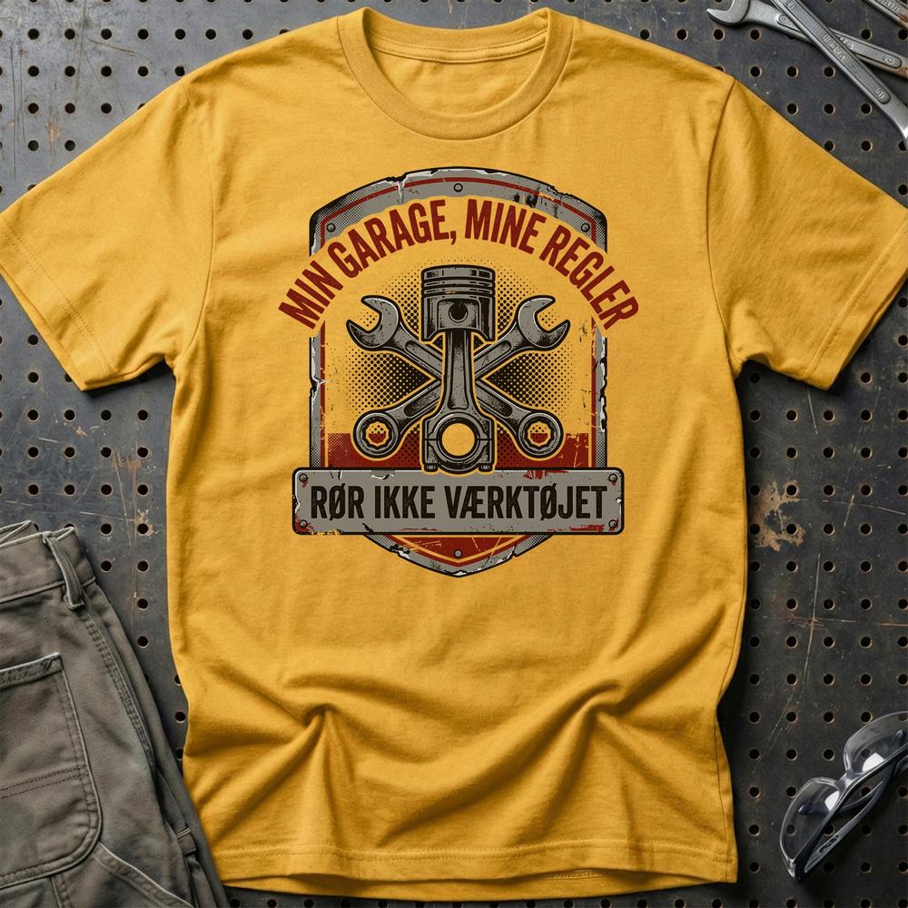 Min Garage, Mine Regler – Rør Ikke Værktøjet - Unisex T-Shirt , Bomuld-Beklædning-Garage Culture-Guld-S-Garage Culture Shop- garage - man cave - merchandise