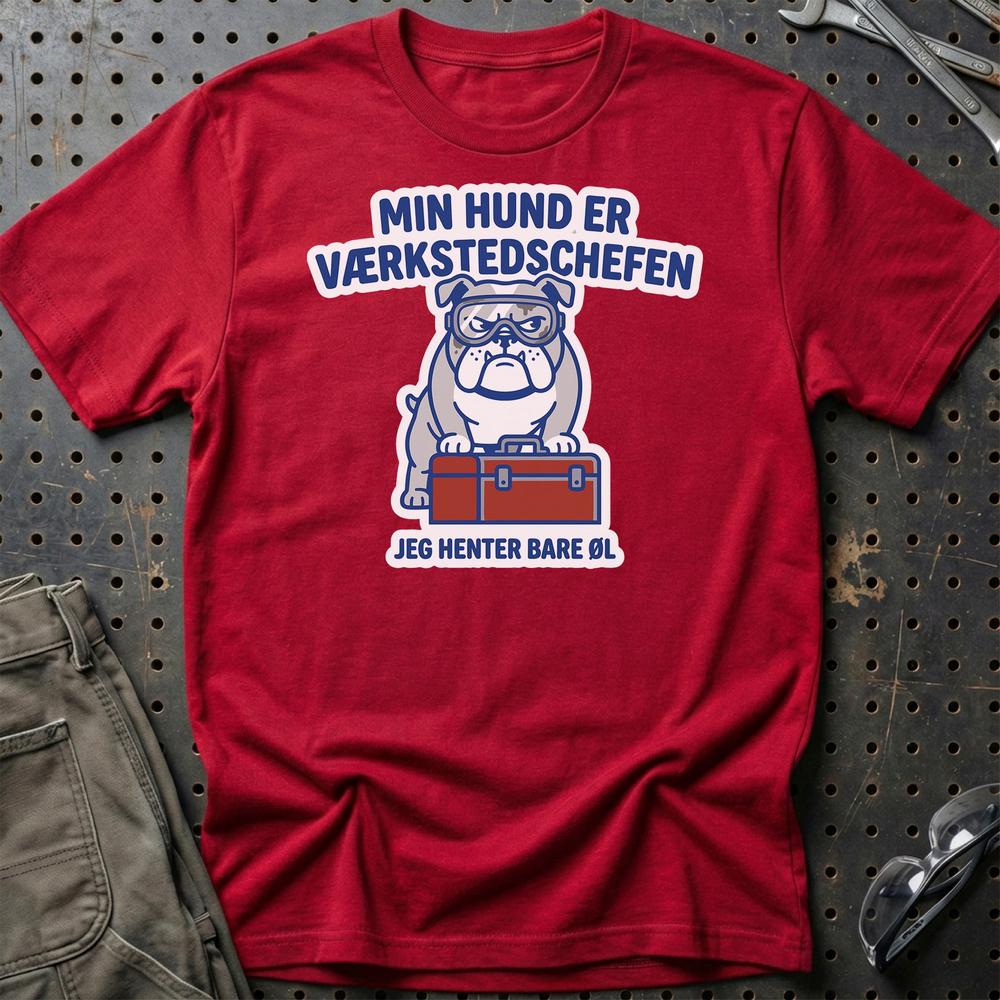Min Hund Er Værkstedschefen T-Shirt-Beklædning-Garage Culture-Rød-S-Garage Culture Shop- garage - man cave - merchandise