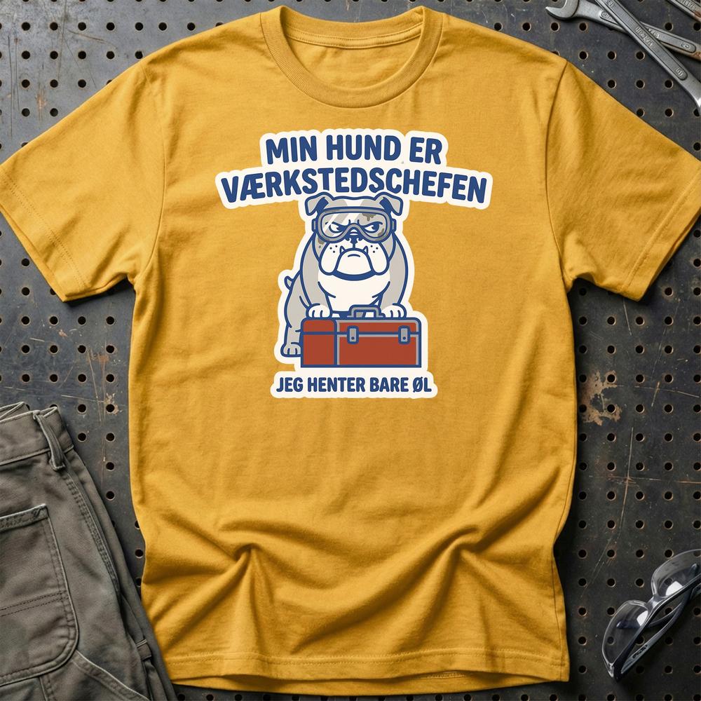Min Hund Er Værkstedschefen T-Shirt-Beklædning-Garage Culture-Guld-S-Garage Culture Shop- garage - man cave - merchandise