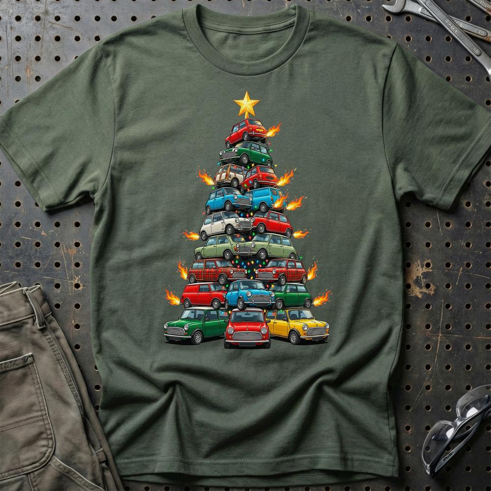 Mini Cooper old Juletræ Christmas Tree T-Shirt-Beklædning-Mini-Grøn Militær-S-Garage Culture Shop- garage - man cave - merchandise