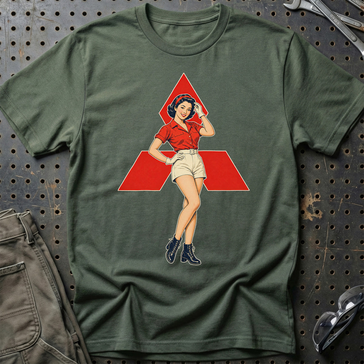 
Produktbillede af Mitsubishi Retro Pinup T-Shirt