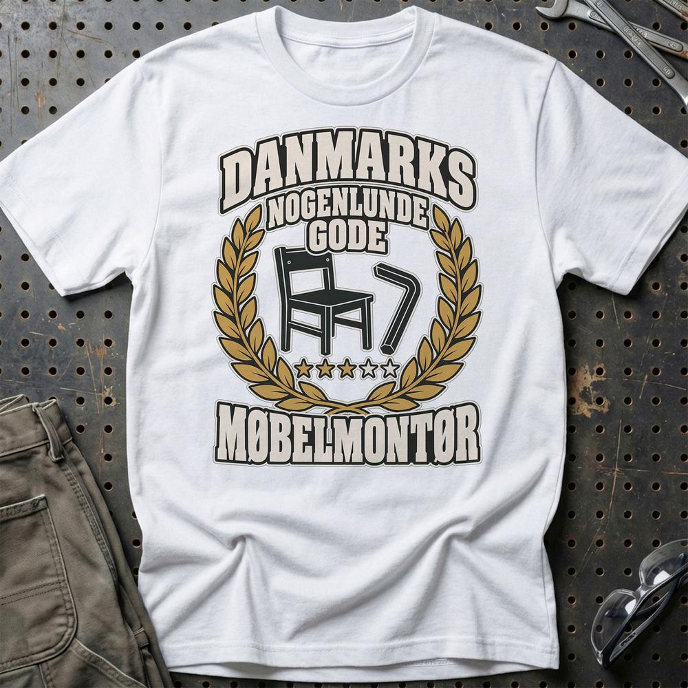 
Produktbillede af Møbelmontør – Danmarks Nogenlunde Gode T-Shirt