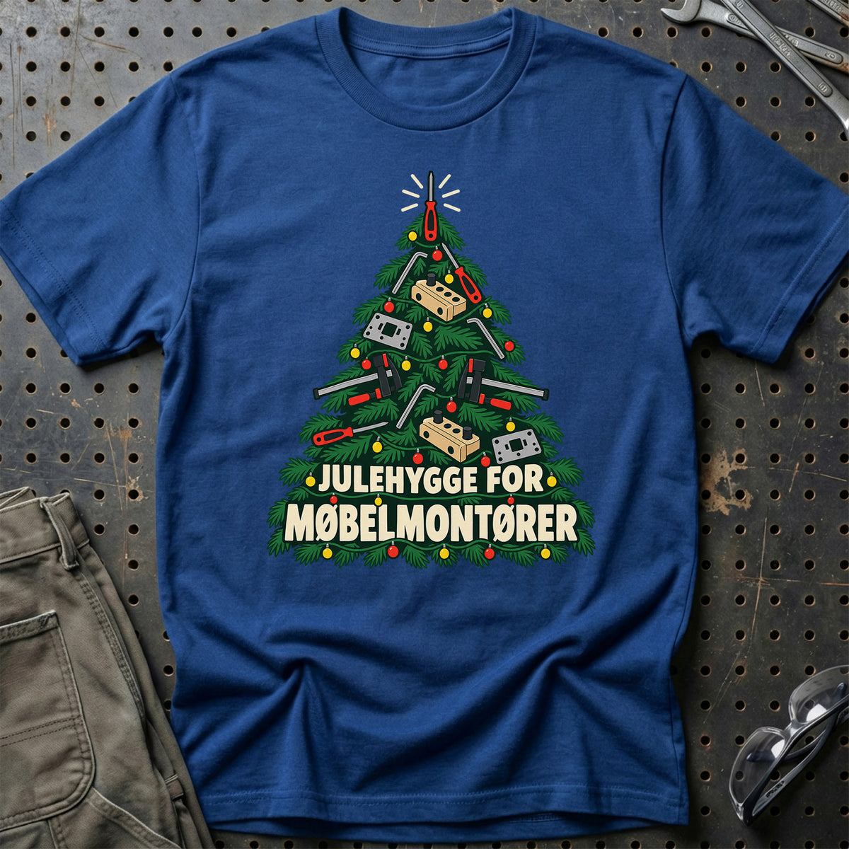 
Møbelmontør – Julehygge – Unisex T-Shirt – Blå Royal