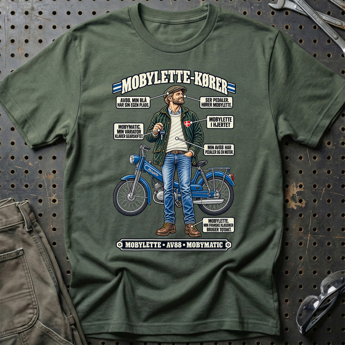 
Mobylette-Kører T-Shirt – Grøn Militær