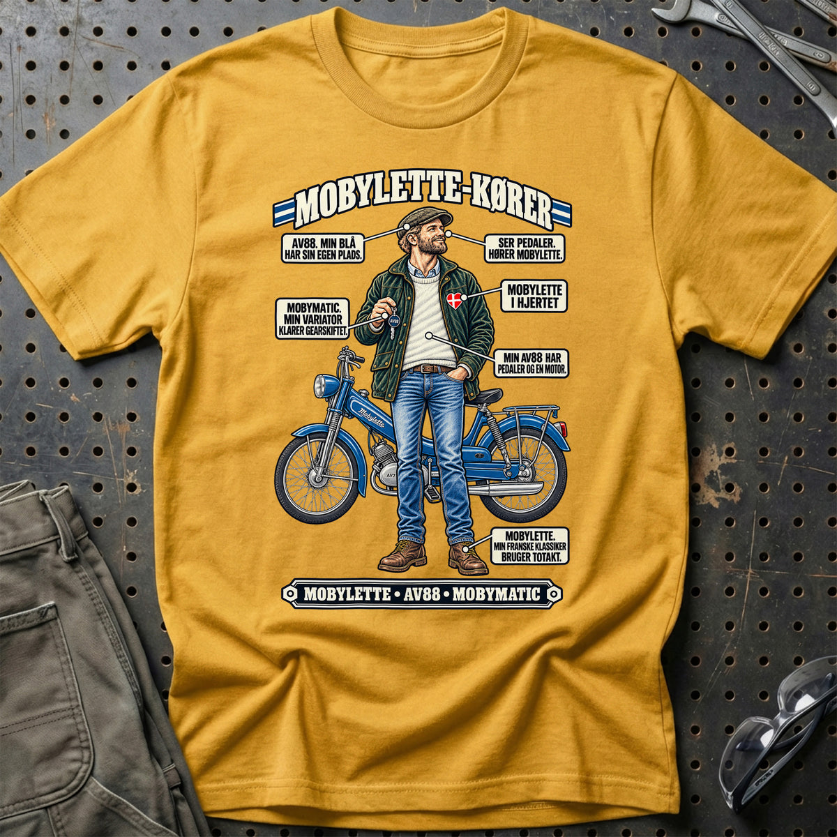 
Mobylette-Kører T-Shirt – Guld