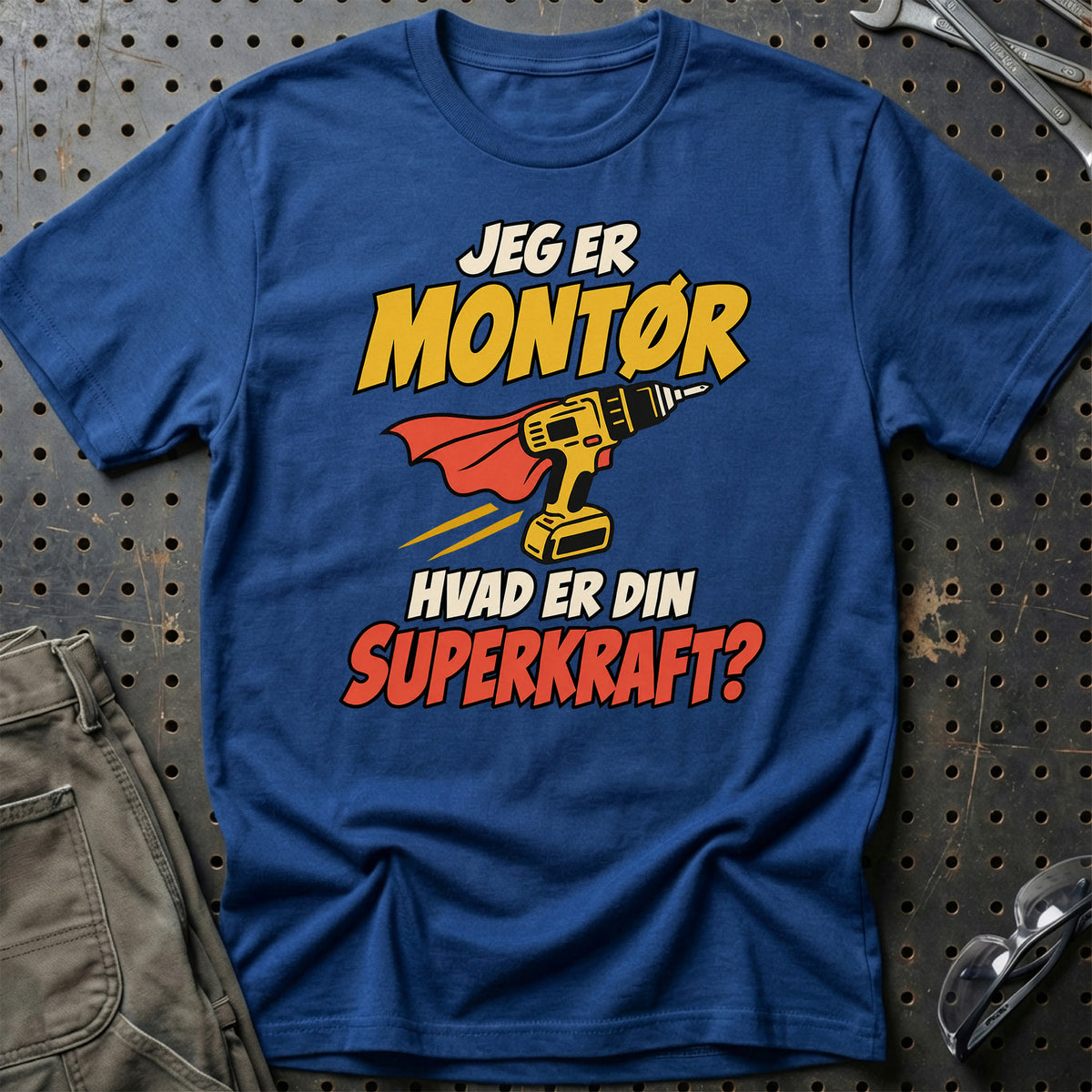 
Montør – Hvad er din superkraft? – Unisex T-Shirt – Blå Royal