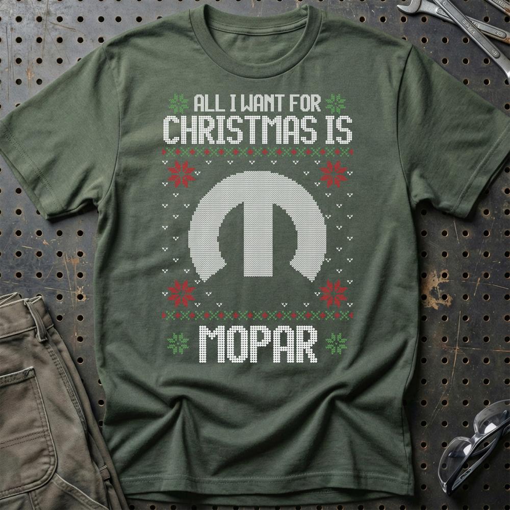 Mopar - All I Want For Christmas - Unisex T-Shirt , Bomuld-Beklædning-Mopar-Grøn Militær-S-Garage Culture Shop- garage - man cave - merchandise