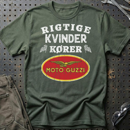 Moto Guzzi Rigtige Kvinder Kører - Unisex T-Shirt , Bomuld-Beklædning-Moto Guzzi-Grøn Militær-S-Garage Culture Shop- garage - man cave - merchandise
