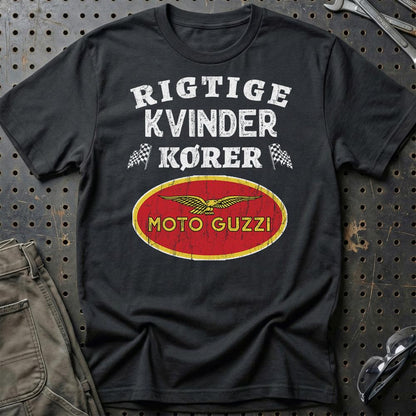 Moto Guzzi Rigtige Kvinder Kører - Unisex T-Shirt , Bomuld-Beklædning-Moto Guzzi-Sort-S-Garage Culture Shop- garage - man cave - merchandise