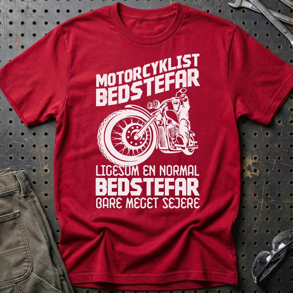 Motorcyklist Bedstefar Ligesom En Normal Bedstefar Bare Meget Sejere Unisex T-Shirt , Bomuld-Beklædning-Motorcyklist-Rød-S-Garage Culture Shop- garage - man cave - merchandise