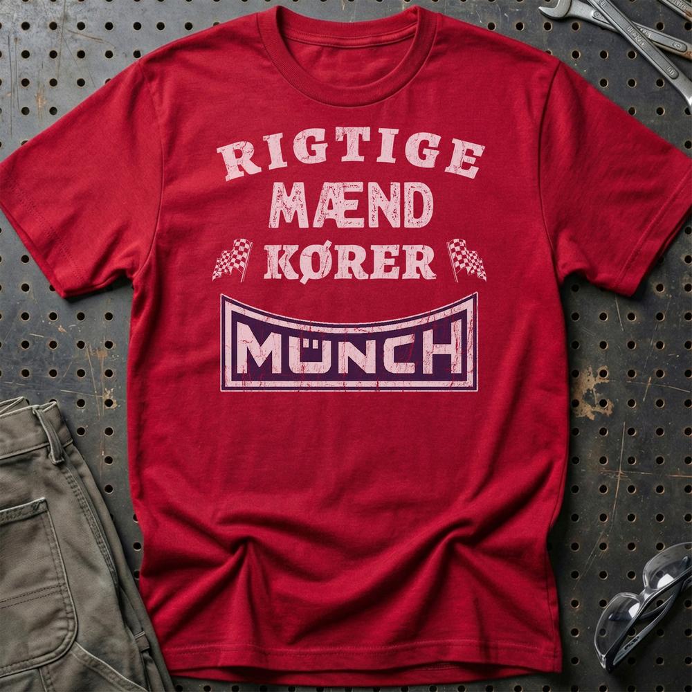 Munch Rigtige Mænd Kører T-Shirt-Beklædning-Munch-Rød-S-Garage Culture Shop- garage - man cave - merchandise