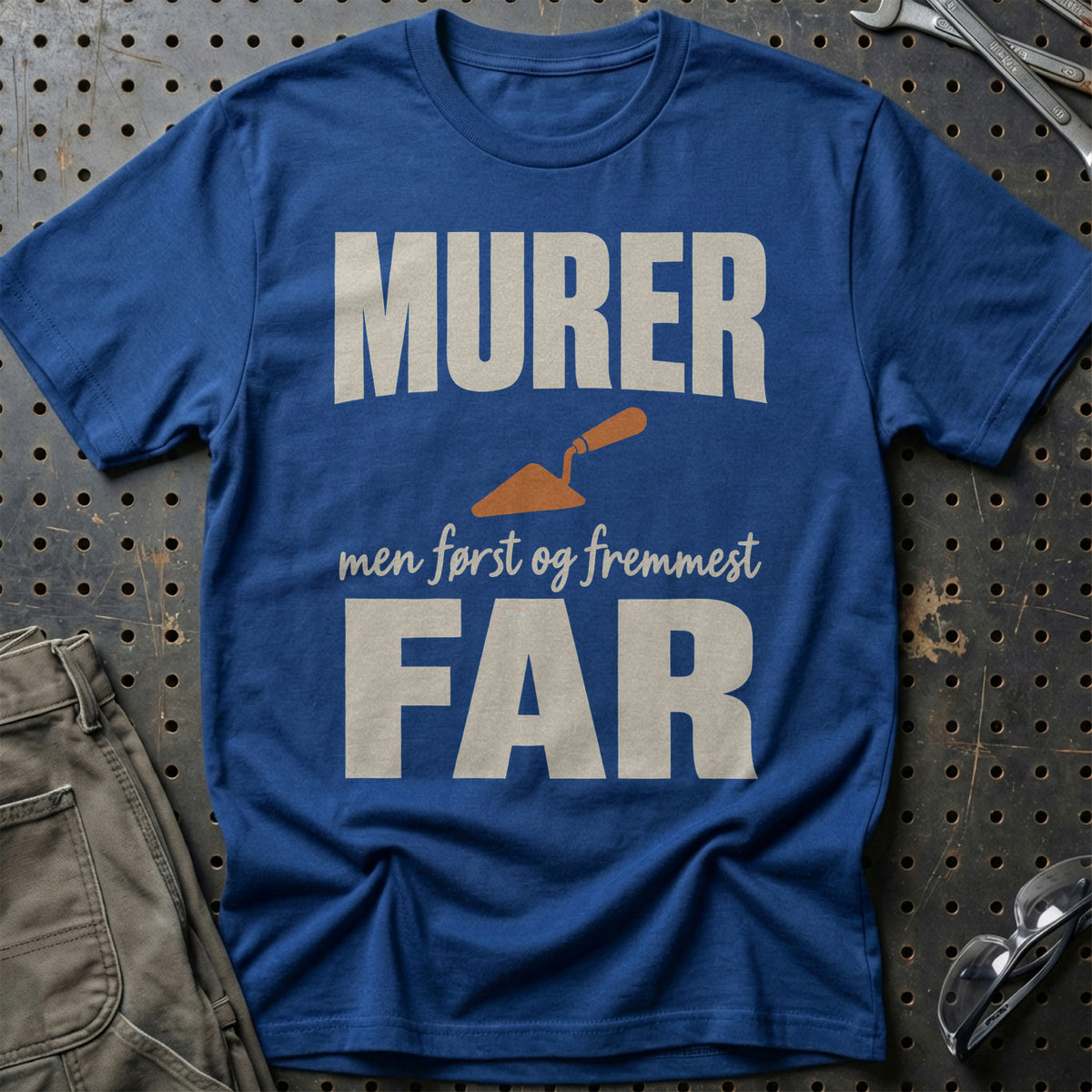 
Produktbillede af Murer – Men Først Og Fremmest Far T-Shirt
